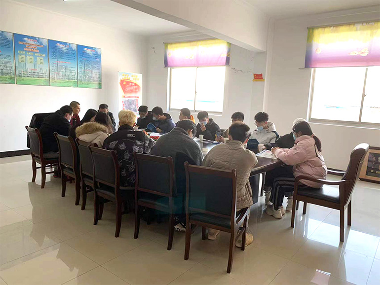 江苏大学师生参观我司